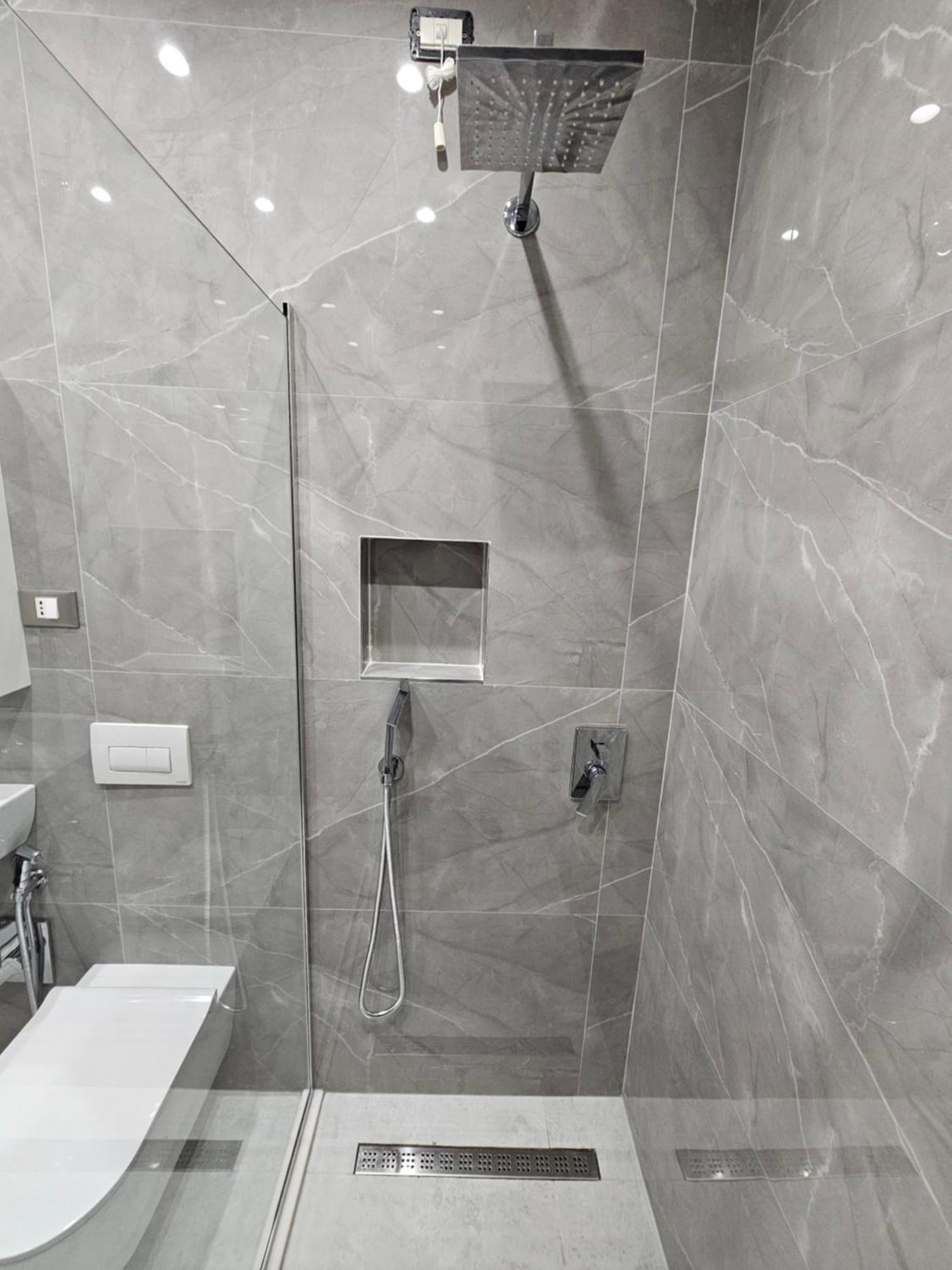Sky Apartaments City Center Tiranë Eksteriør bilde