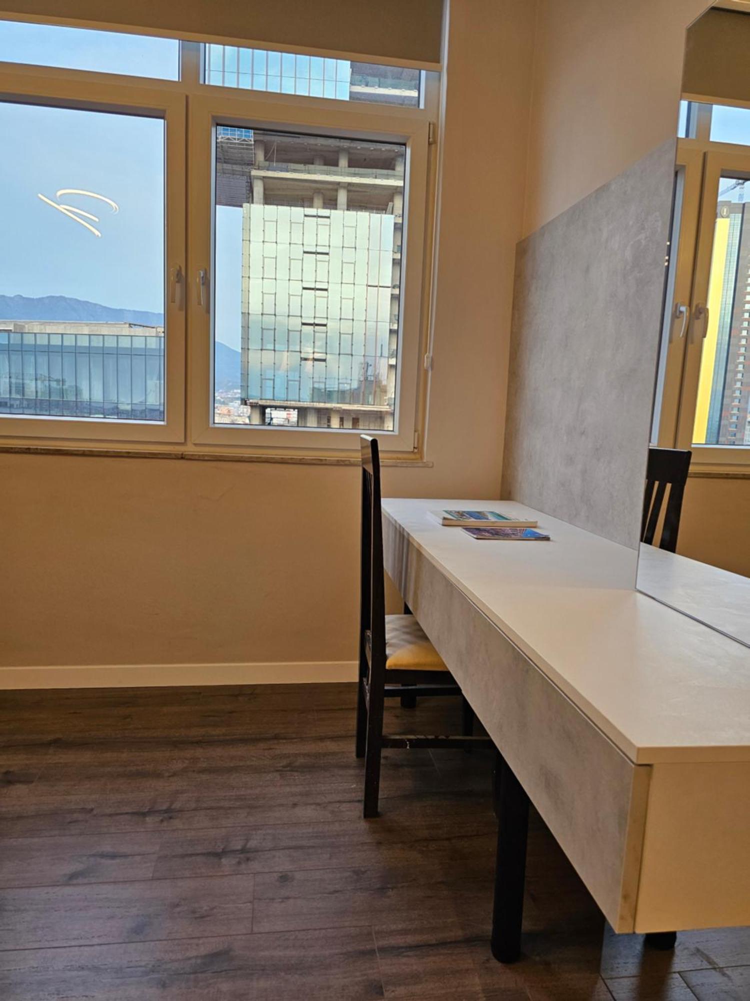 Sky Apartaments City Center Tiranë Eksteriør bilde