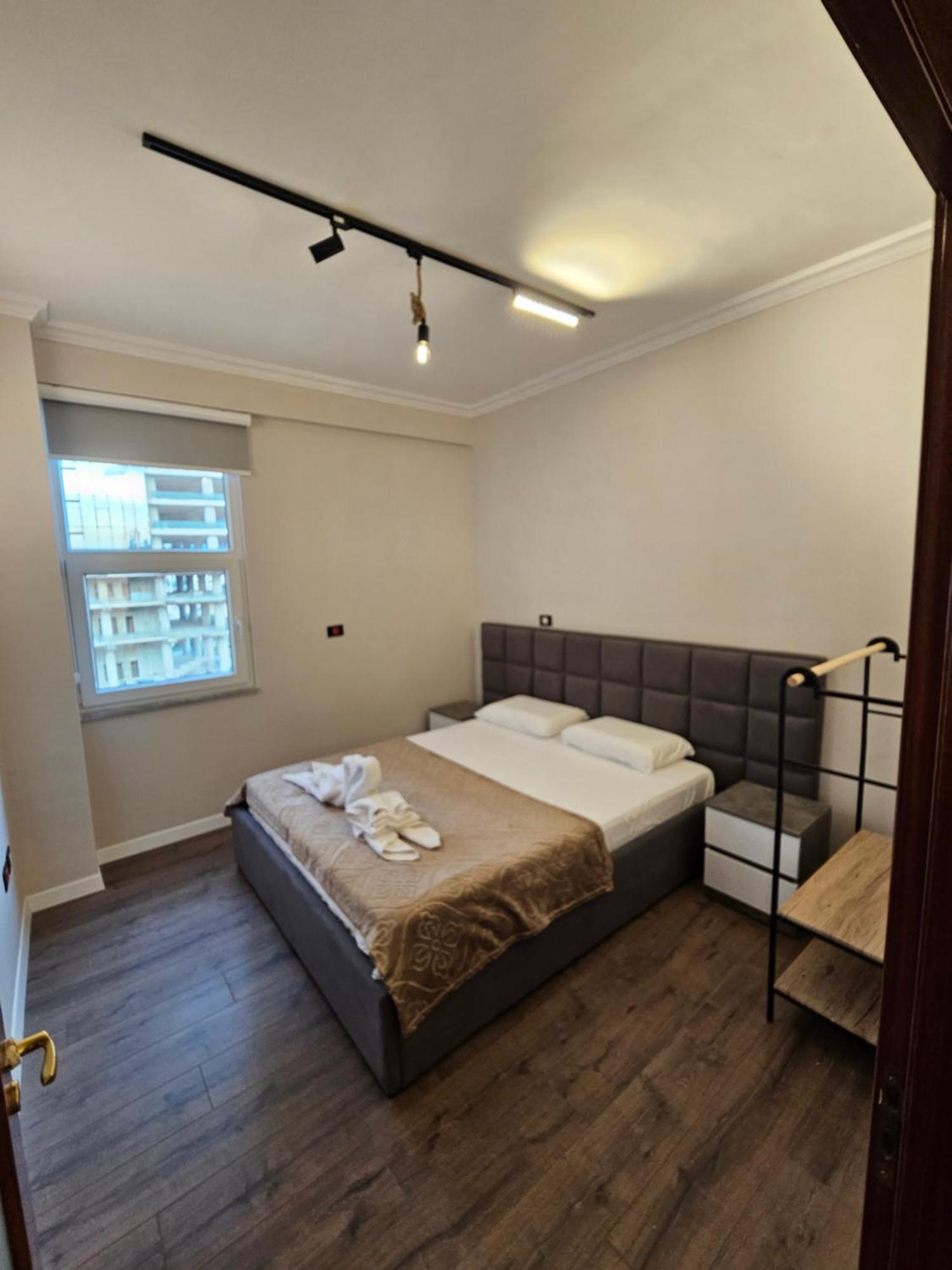 Sky Apartaments City Center Tiranë Eksteriør bilde