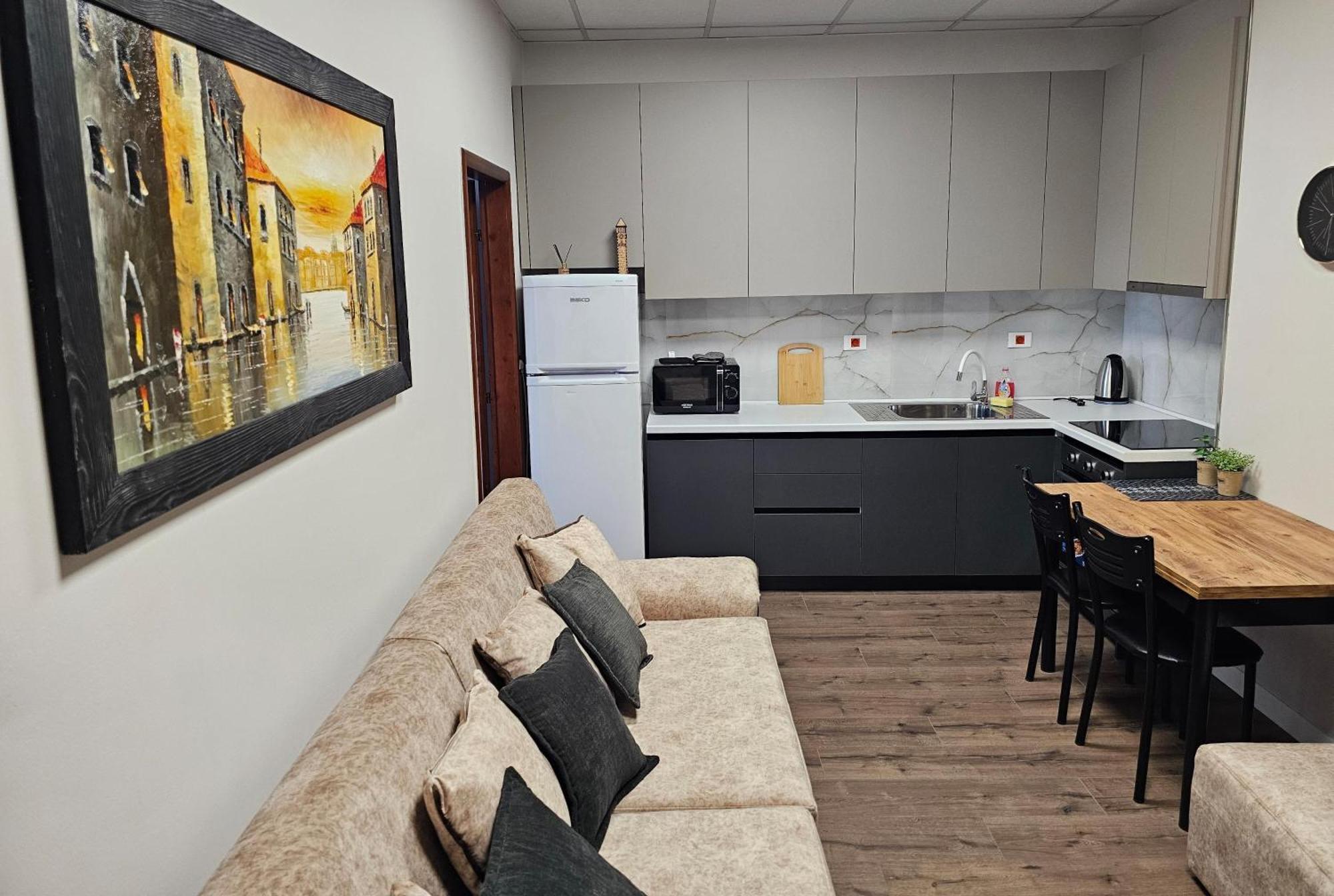 Sky Apartaments City Center Tiranë Eksteriør bilde